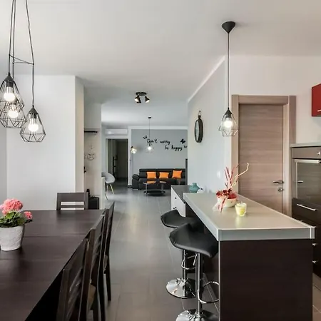 Casa Mia * Trget