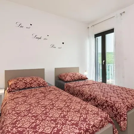Casa Mia * Trget